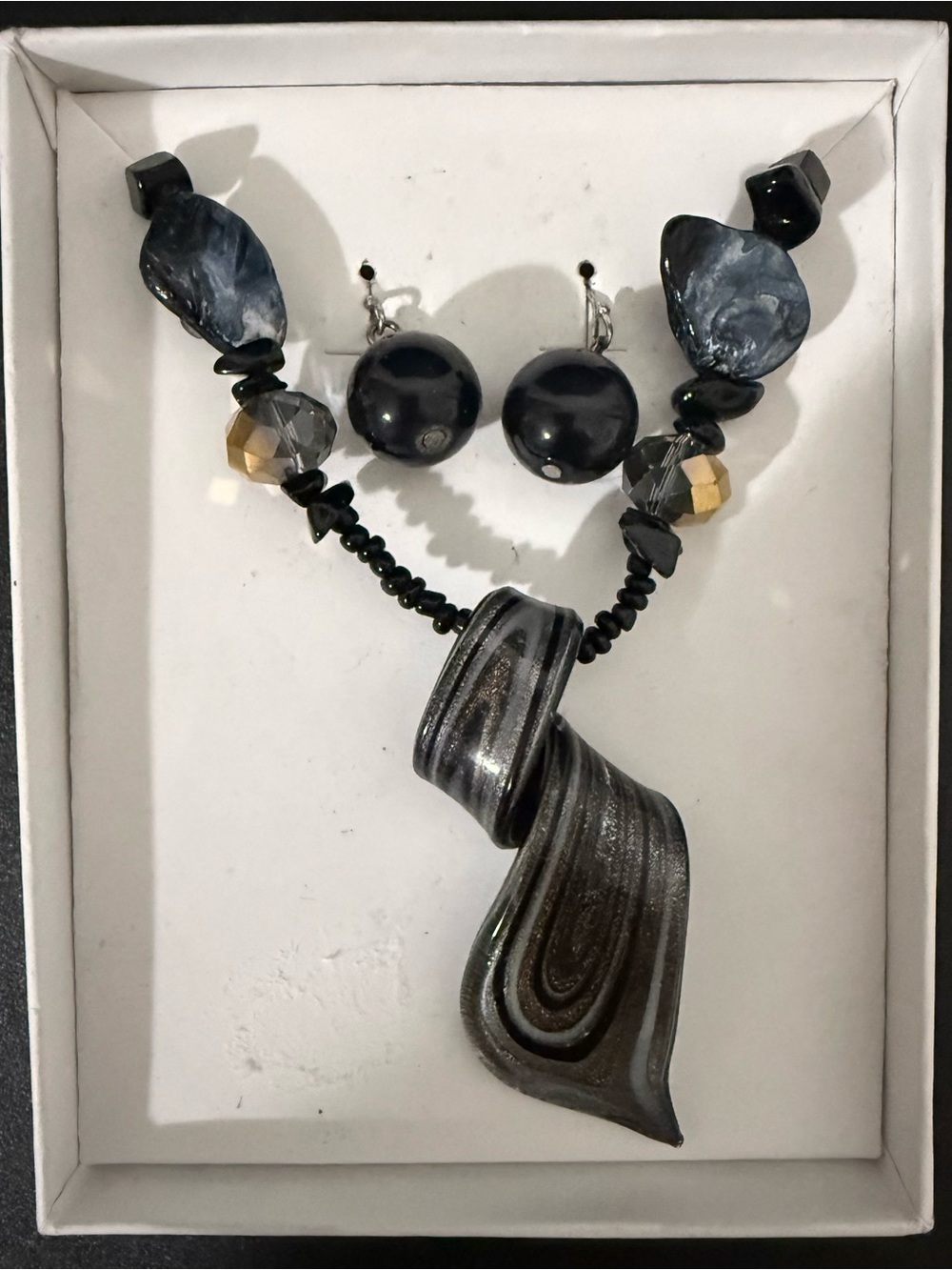 NEW Mixit Silvertone Abstract Swirl Ribbon Pendant Necklace & Beaded Earring Set